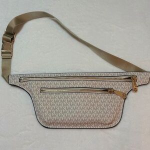 Michael Kors Logo Double-Zip Fanny Pack
